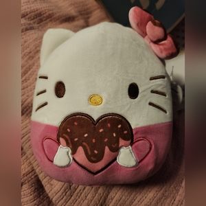 Hello Kitty Valentines Day Squishmallow 8 inch NEW